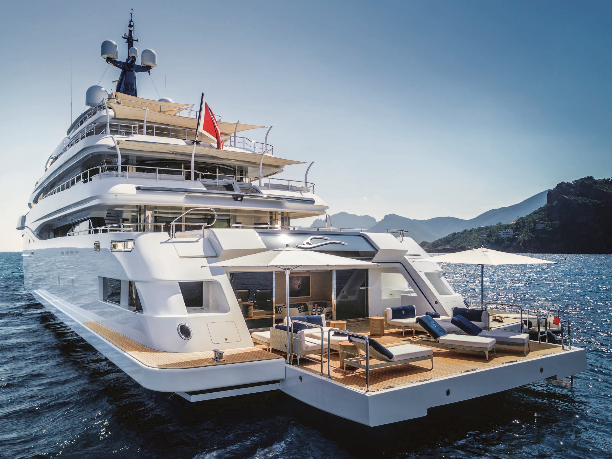 Yacht